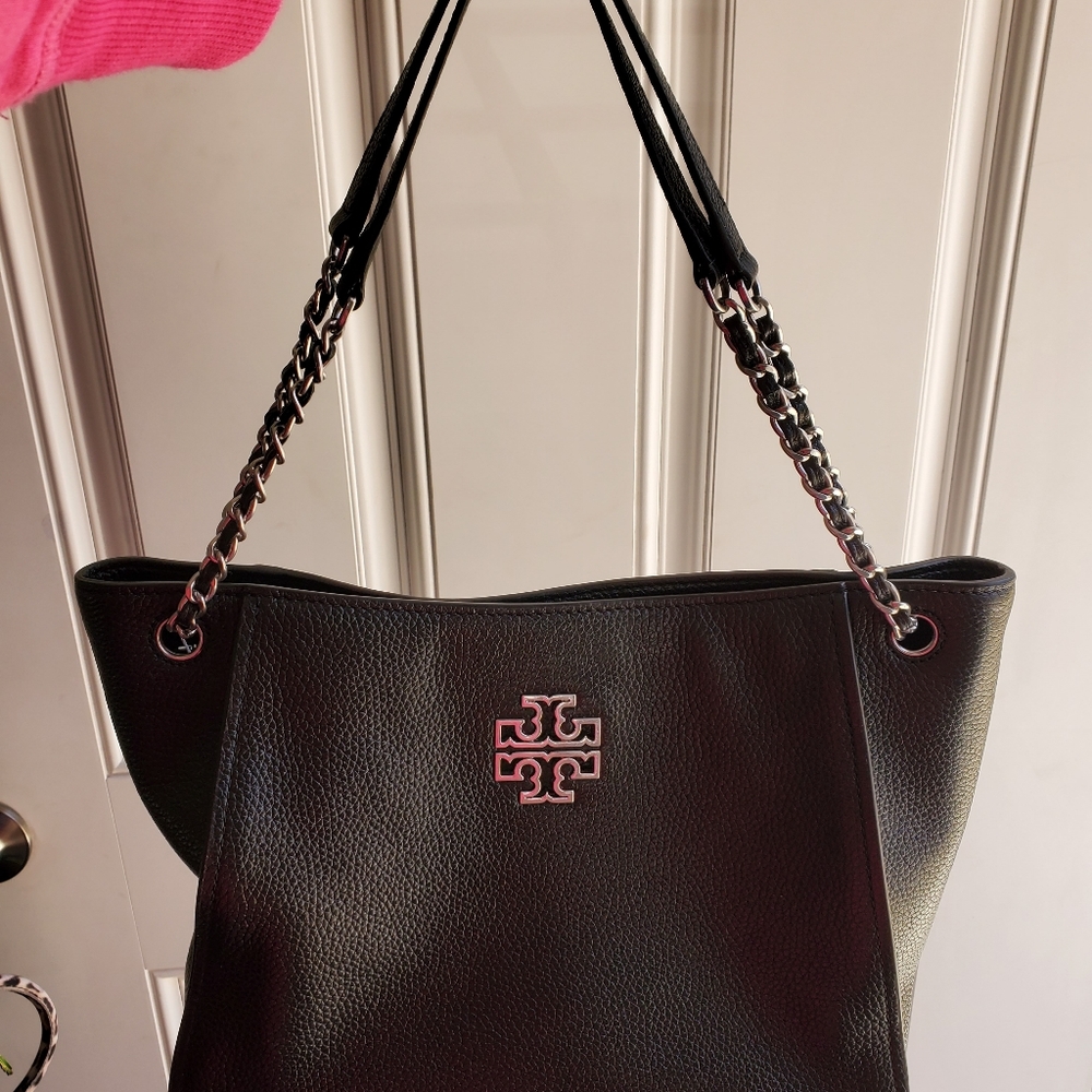 NWT Britton Small Slouchy Tory Burch Purse.